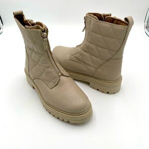 Alberto Torresi Leather Zip Up Quilted Chunky Lug Winter Ankle Boots Size 9 NWOT